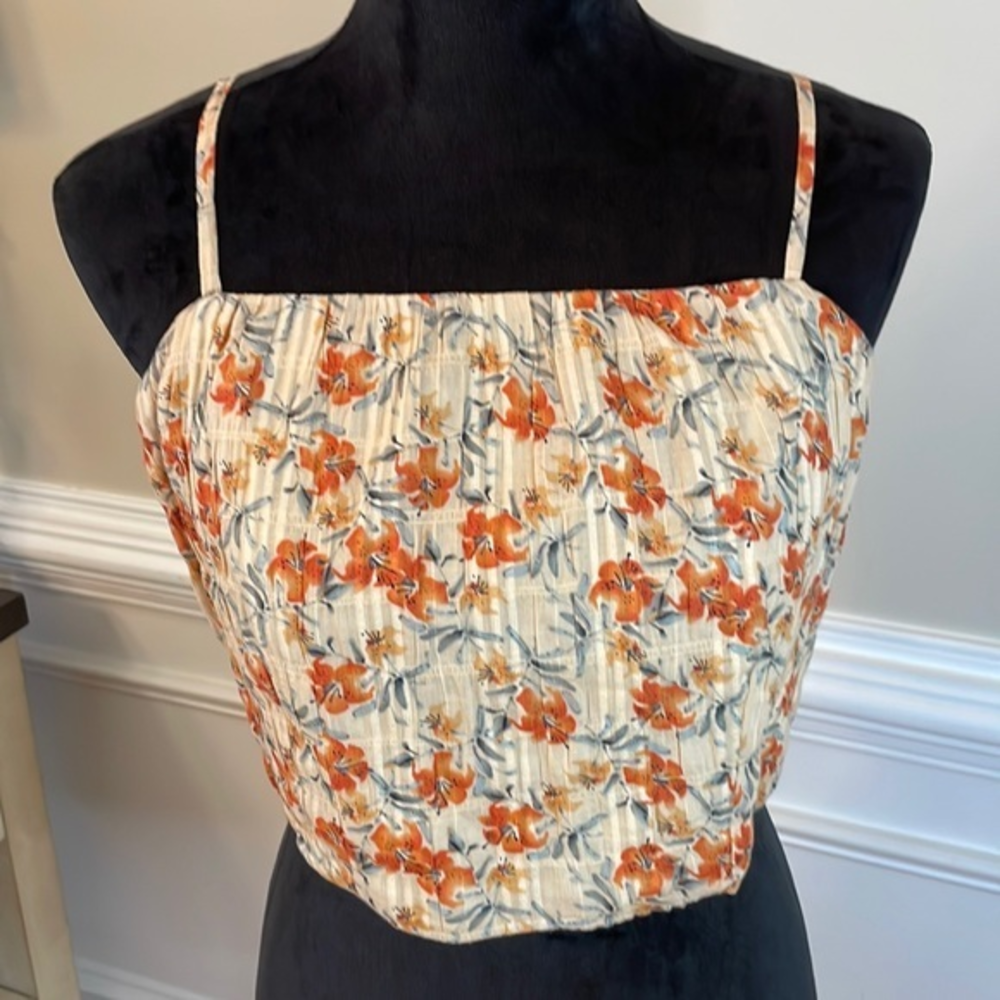 MINKPINK Zahari Floral Cropped Top Size Large‎